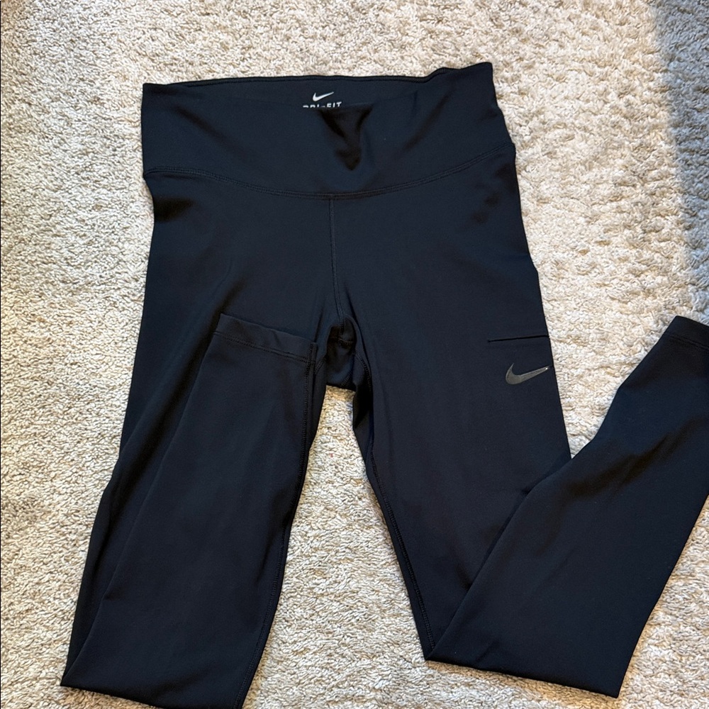 Nike Black Performance Leggings with Side Pocket